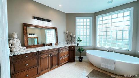 2558 Eagle Run Ln, Weston, FL 33327 photo 43
