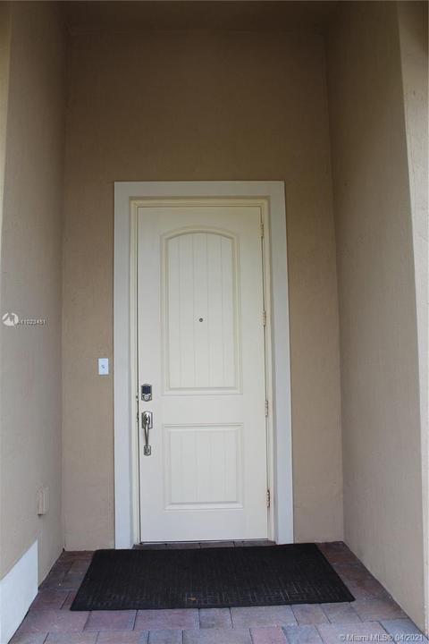17543 SW 155th Ct, Miami, FL 33187 photo 13