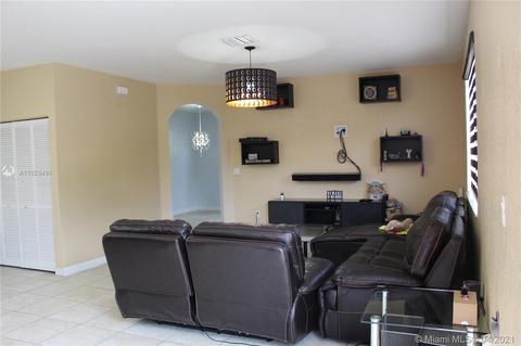 17543 SW 155th Ct, Miami, FL 33187 photo 28