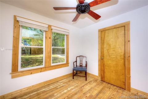 608 SE 5th St, Stuart, FL 34994 photo 9