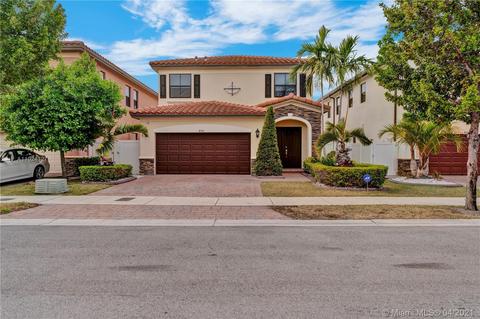 8762 W 33rd Ave, Hialeah, FL 33018 photo 2
