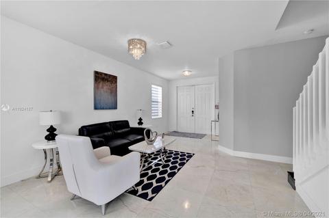 8762 W 33rd Ave, Hialeah, FL 33018 photo 8