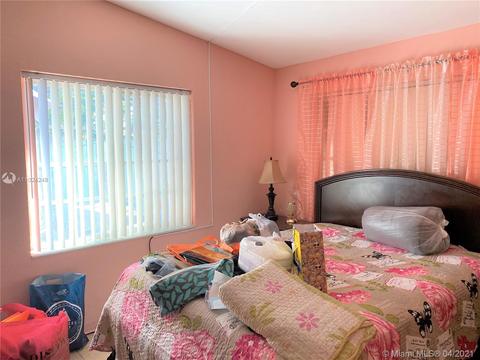 731 Hialeah Dr, Hialeah, FL 33010 photo 8