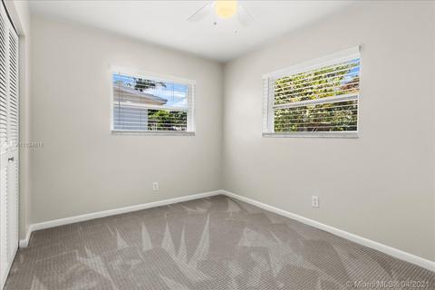 417 Pittsburgh Dr, Jupiter, FL 33458 photo 9