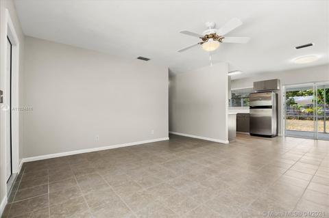 417 Pittsburgh Dr, Jupiter, FL 33458 photo 5