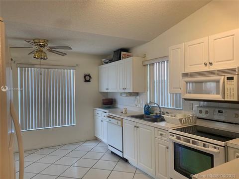 6595 Skipper Ter, Margate, FL 33063 photo 3