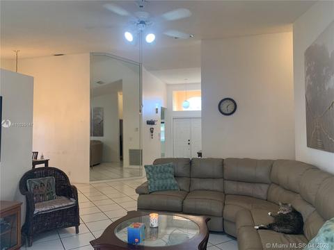 6595 Skipper Ter, Margate, FL 33063 photo 5