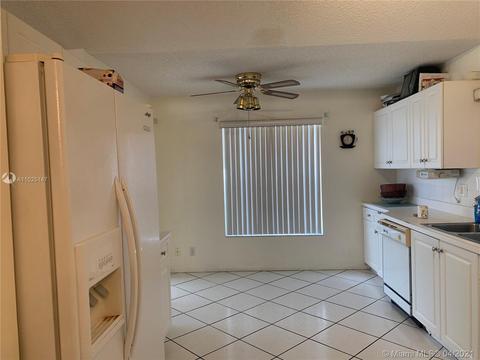 6595 Skipper Ter, Margate, FL 33063 photo 4