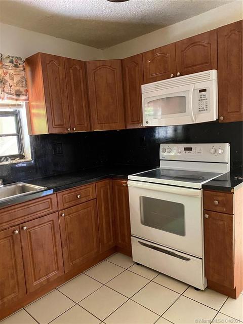 339 W 68th St #103, Hialeah, FL 33014 photo 6