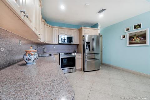 301 E 41st St, Hialeah, FL 33013 photo 13