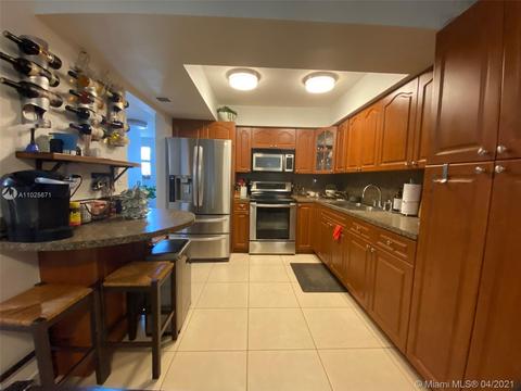 1870 W 73rd Pl, Hialeah, FL 33014 photo 8
