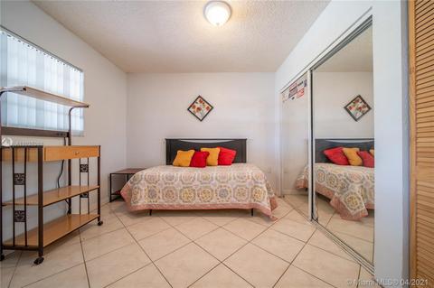 241 E 13th St, Hialeah, FL 33010 photo 21