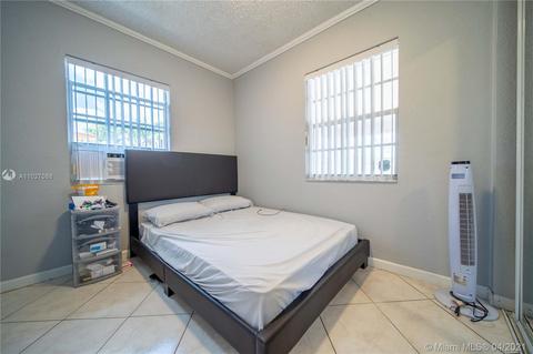 241 E 13th St, Hialeah, FL 33010 photo 18