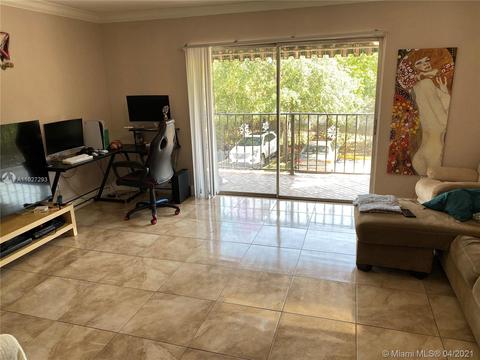 Undisclosed, Hialeah, FL 33014 photo 7