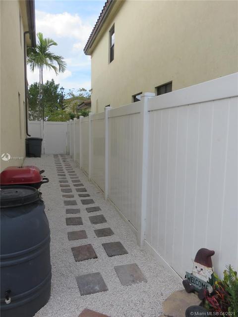 8619 W 33rd Ave, Hialeah, FL 33018 photo 34