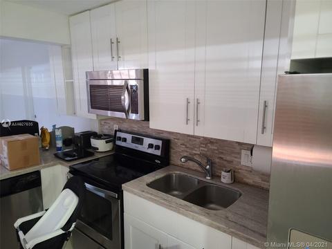 1675 W 3rd Ave, Hialeah, FL 33010 photo 2