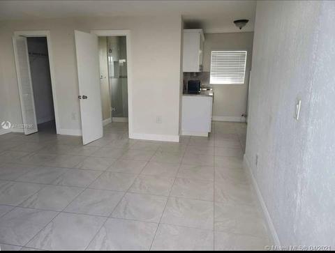 1675 W 3rd Ave, Hialeah, FL 33010 photo 7