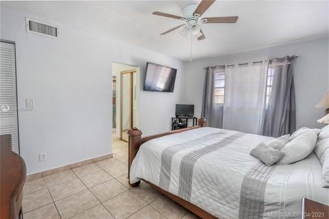 7095 W 3rd Ave, Hialeah, FL 33014 photo 10
