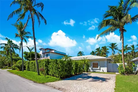 320 Harbor Ct, Key Biscayne, FL 33149 photo 1