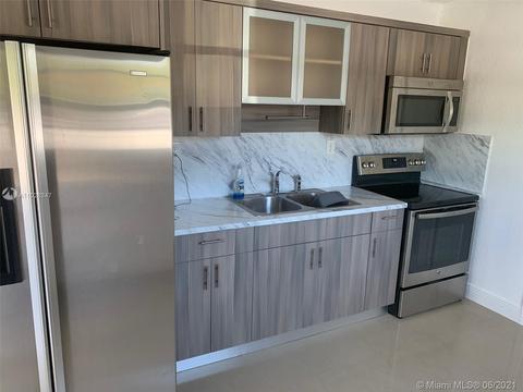 846 Codadad St, Opa Locka, FL 33054 photo 6