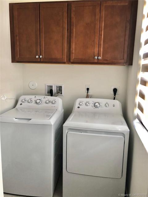 3229 W 97th St, Hialeah, FL 33018 photo 20