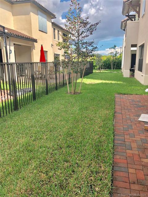 3229 W 97th St, Hialeah, FL 33018 photo 21