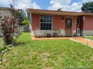 649 SE 7th Pl, Hialeah, FL 33010 photo 2