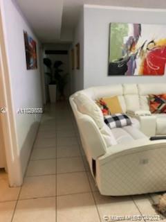 1900 W 68th St #E306, Hialeah, FL 33014 photo 4