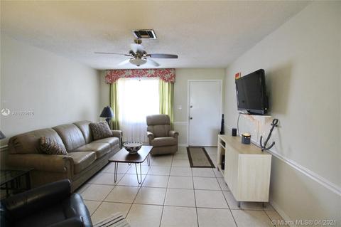2122 SE 33rd St, Taylor Creek, FL 34974 photo 9