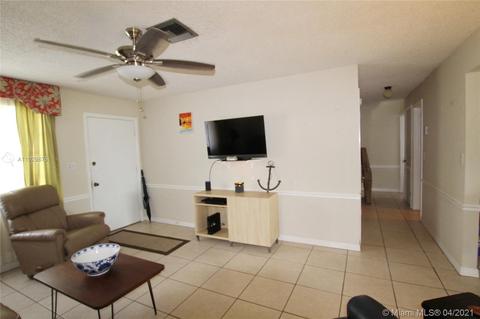 2122 SE 33rd St, Taylor Creek, FL 34974 photo 11