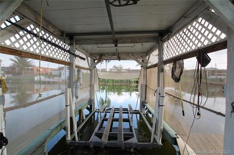 2122 SE 33rd St, Taylor Creek, FL 34974 photo 29