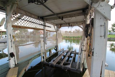 2122 SE 33rd St, Taylor Creek, FL 34974 photo 32