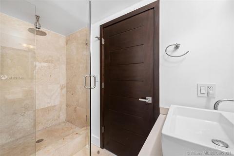 881 Ocean Dr #9A, Key Biscayne, FL 33149 photo 32