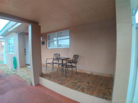 821 E 27th St, Hialeah, FL 33013 photo 3