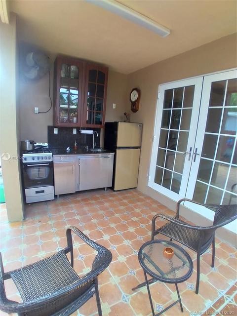 821 E 27th St, Hialeah, FL 33013 photo 21