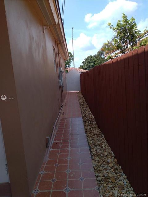 821 E 27th St, Hialeah, FL 33013 photo 24
