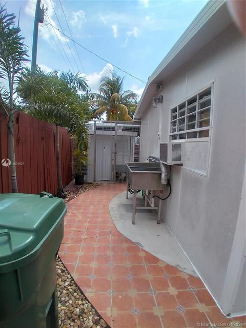 821 E 27th St, Hialeah, FL 33013 photo 25