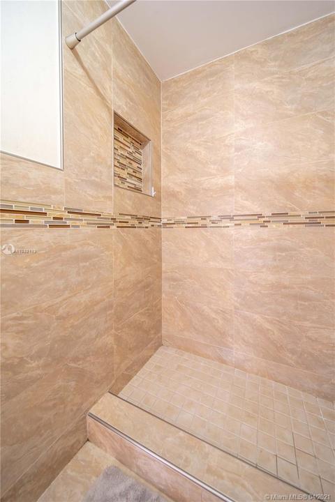 6461 NW 190th Ter, Hialeah, FL 33015 photo 20
