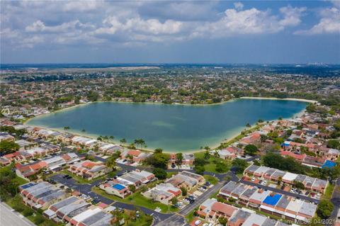 6461 NW 190th Ter, Hialeah, FL 33015 photo 27