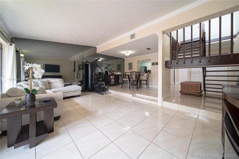6461 NW 190th Ter, Hialeah, FL 33015 photo 5