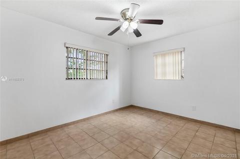 5630 W 9th Ct, Hialeah, FL 33012 photo 10
