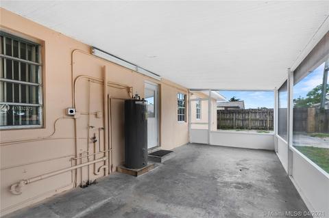 5630 W 9th Ct, Hialeah, FL 33012 photo 25