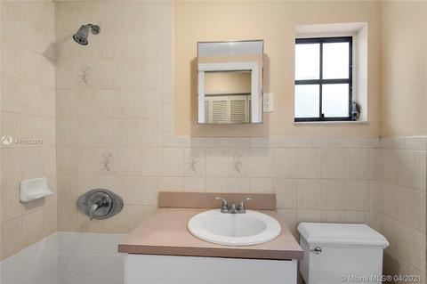 5630 W 9th Ct, Hialeah, FL 33012 photo 21