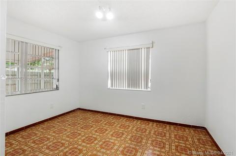 5630 W 9th Ct, Hialeah, FL 33012 photo 16