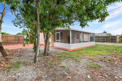 5630 W 9th Ct, Hialeah, FL 33012 photo 28
