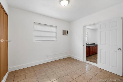 5630 W 9th Ct, Hialeah, FL 33012 photo 17