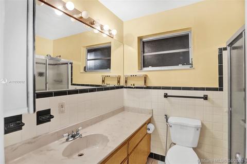 6540 W 13th Ct, Hialeah, FL 33012 photo 38