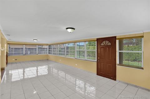 6540 W 13th Ct, Hialeah, FL 33012 photo 10