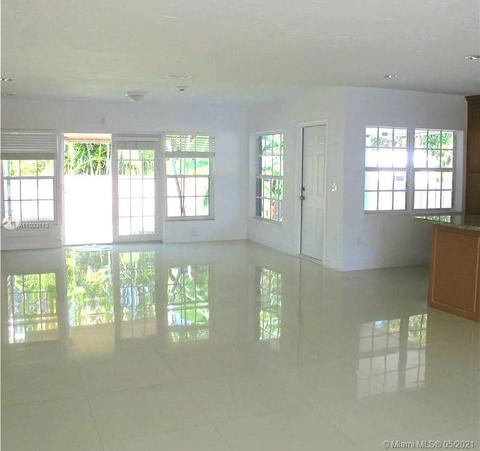 8942 Garland Ave, Surfside, FL 33154 photo 8