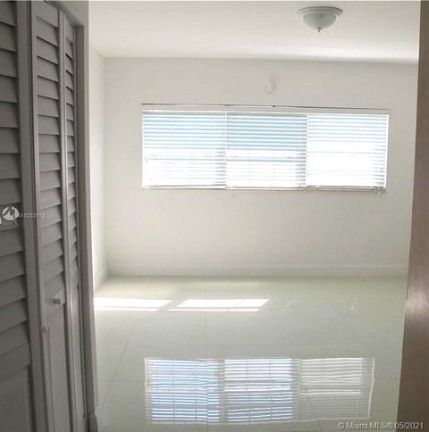 8942 Garland Ave, Surfside, FL 33154 photo 9